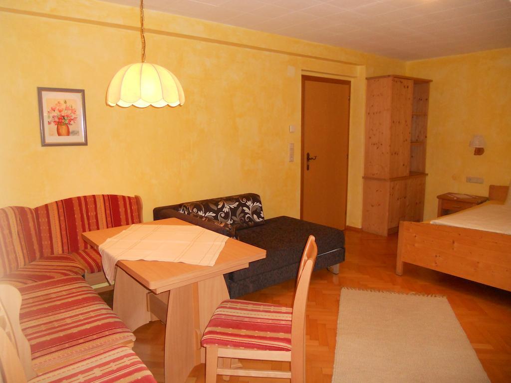 Ferienwohnung Bacher Mayrhofen Phòng bức ảnh